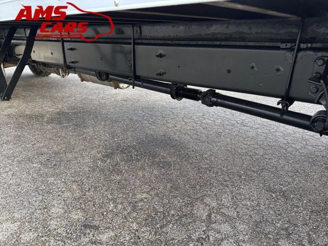 2016 International 4300 - Image 32