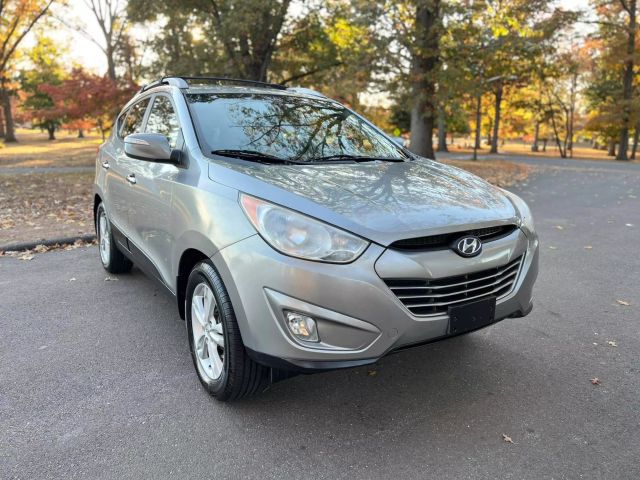 2013 Hyundai Tucson Limited Sport Utility 4d - Image 1