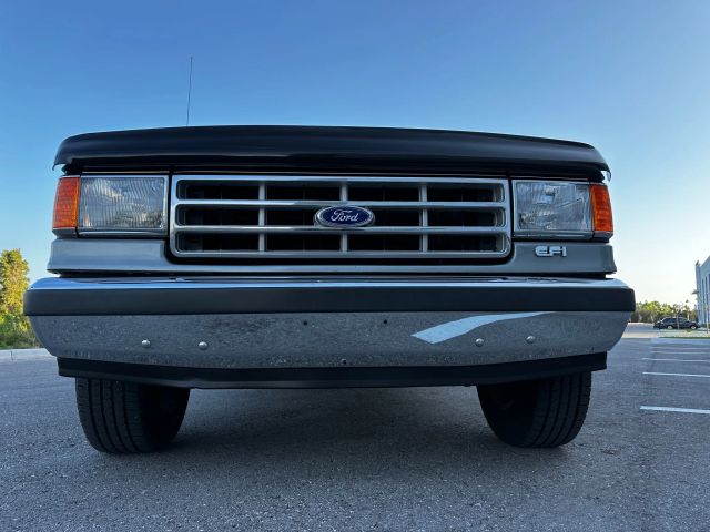 1987 Ford F150 - Image 16