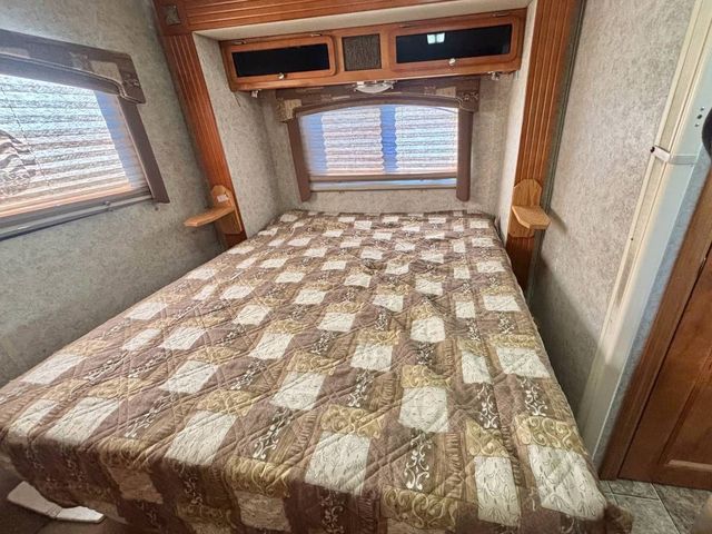 2005 Gulf Stream Bt Cruiser - Image 16