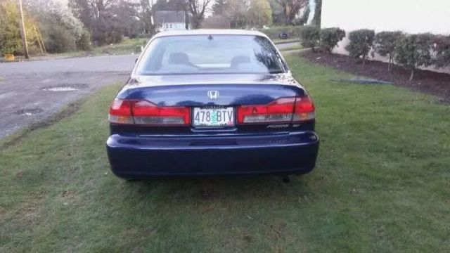 2001 Honda Accord - Image 7
