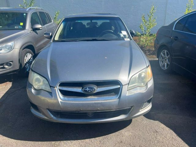 2009 Subaru Legacy - Image 2