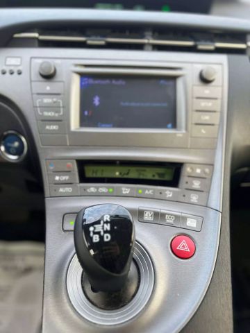 2014 Toyota Prius Two Hatchback 4d - Image 21