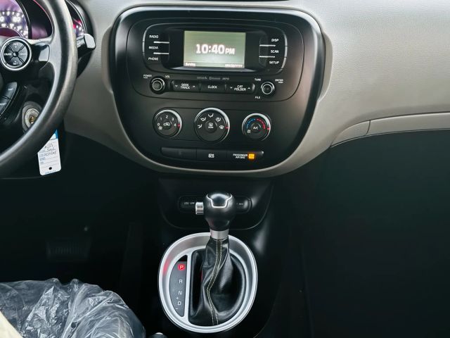 2016 Kia Soul - Image 25