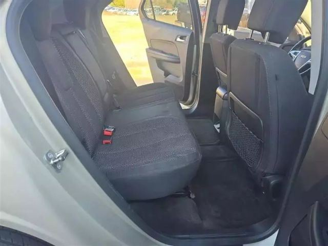 2013 Chevrolet Equinox - Image 18