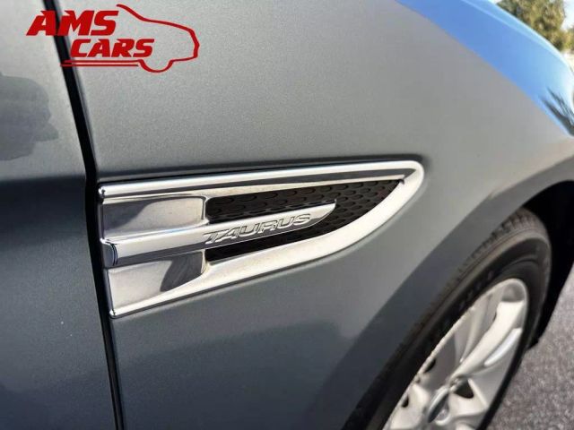 2010 Ford Taurus - Image 36