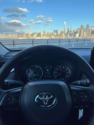 2019 Toyota Rav4 Hybrid Le Sport Utility 4d - Image 23