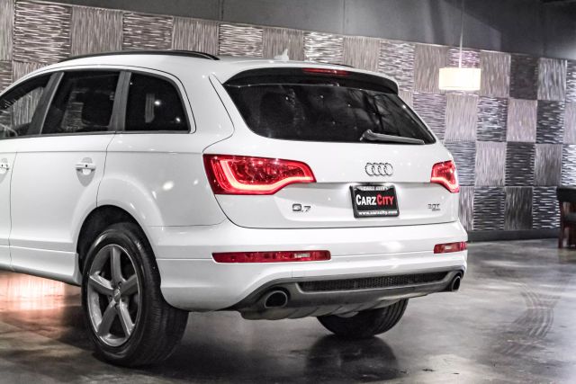 2015 Audi Q7 3.0t S Line Prestige Sport Utility 4d - Image 14