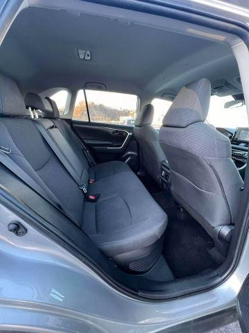 2019 Toyota Rav4 Hybrid Le Sport Utility 4d - Image 18