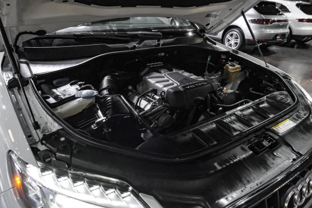 2015 Audi Q7 3.0t S Line Prestige Sport Utility 4d - Image 49