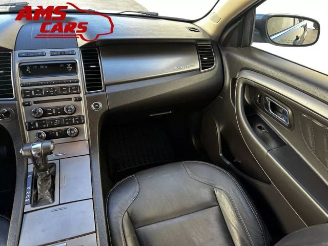 2010 Ford Taurus - Image 10