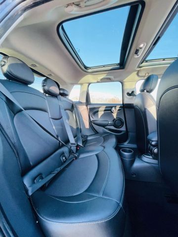 2017 Mini Hardtop 4 Door - Image 22