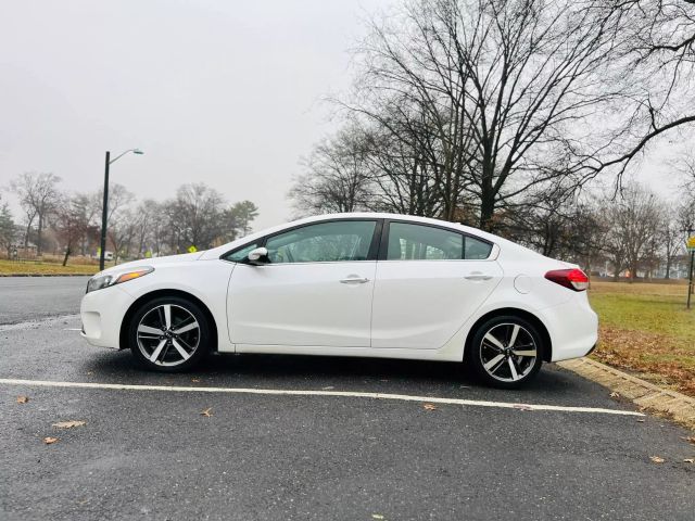 2017 Kia Forte Ex Sedan 4d - Image 7
