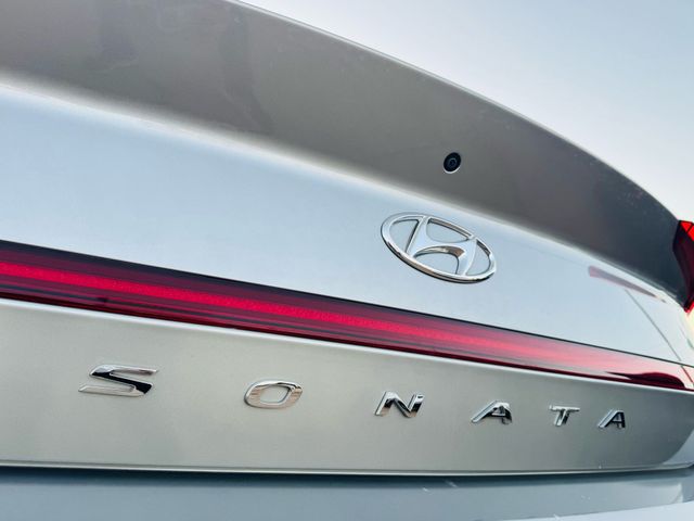 2021 Hyundai Sonata - Image 15