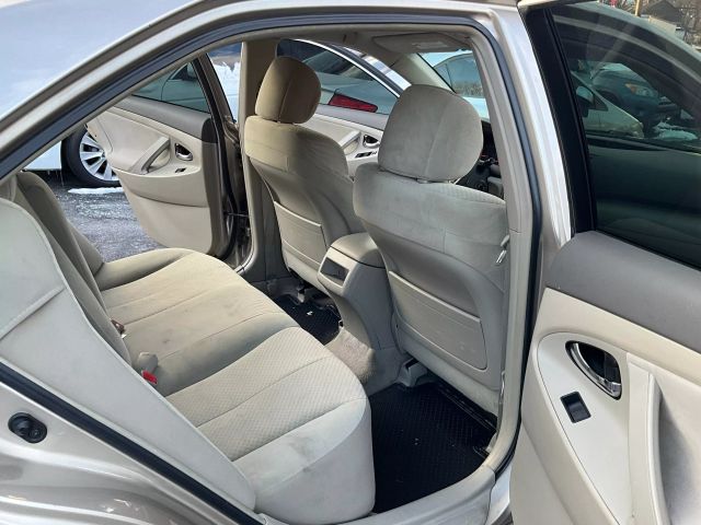 2007 Toyota Camry - Image 15