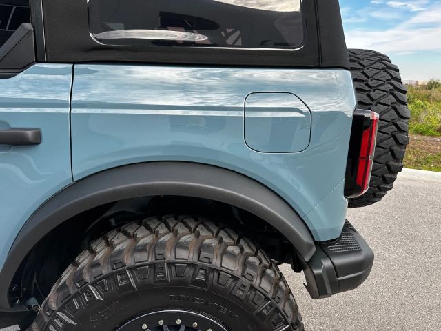 2022 Ford Bronco - Image 27