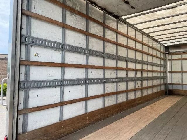 2019 Freightliner M2 - Image 30