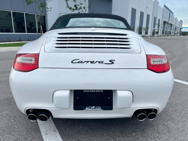 2009 Porsche 911 - Image 15