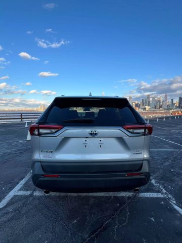 2019 Toyota Rav4 Hybrid Le Sport Utility 4d - Image 11