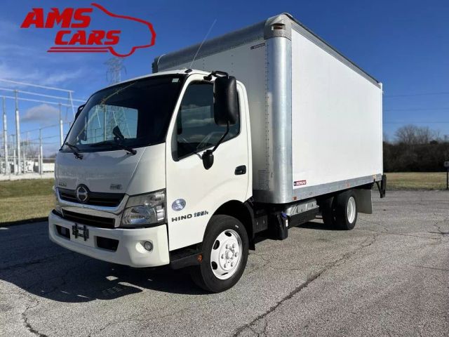 2015 Hino 195 - Image 1
