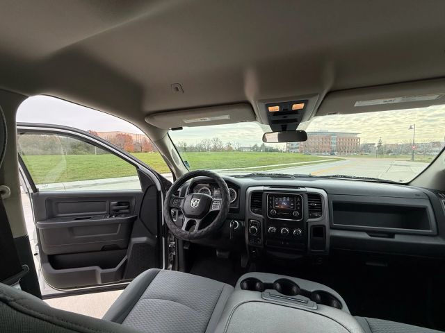 2018 Ram 1500 Quad Cab - Image 10