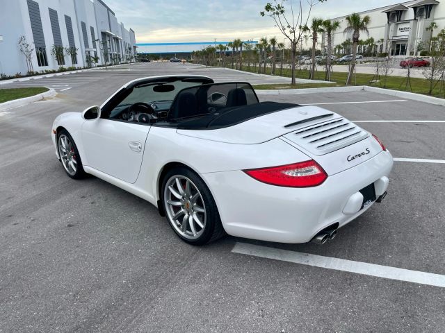 2009 Porsche 911 - Image 64