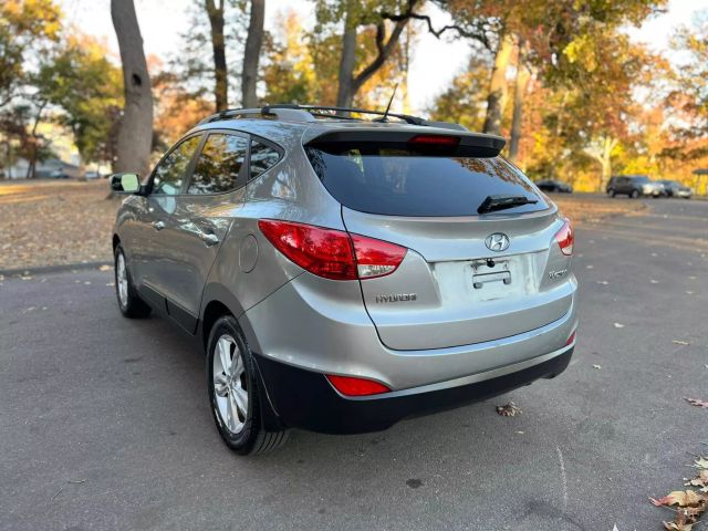 2013 Hyundai Tucson Limited Sport Utility 4d - Image 7