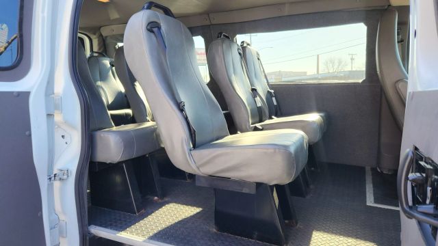 2011 Chevrolet Express 1500 Cargo - Image 28
