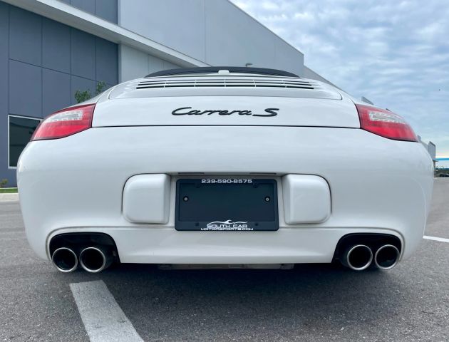 2009 Porsche 911 - Image 14