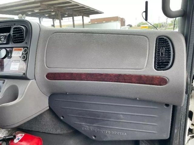 2019 Freightliner M2 - Image 33