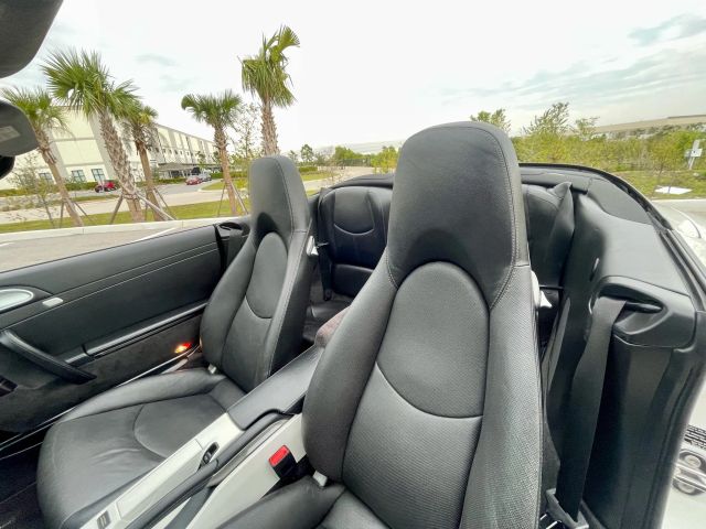 2009 Porsche 911 - Image 77