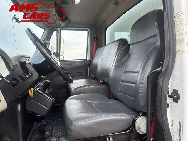 2016 International 4300 - Image 7