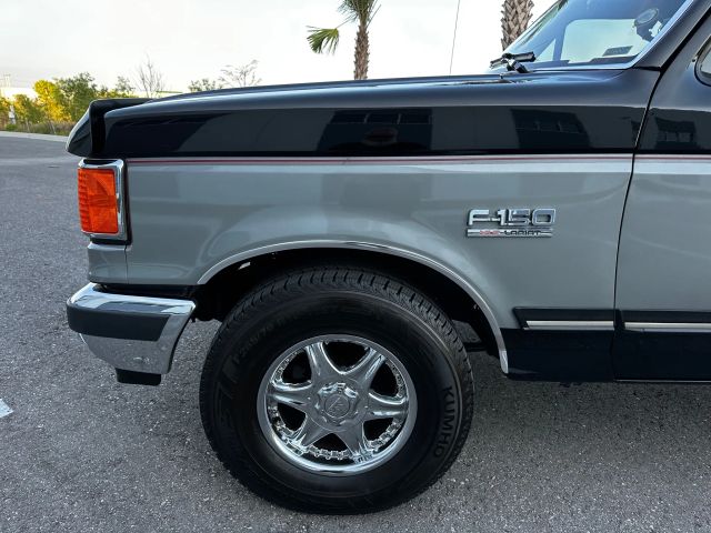 1987 Ford F150 - Image 20