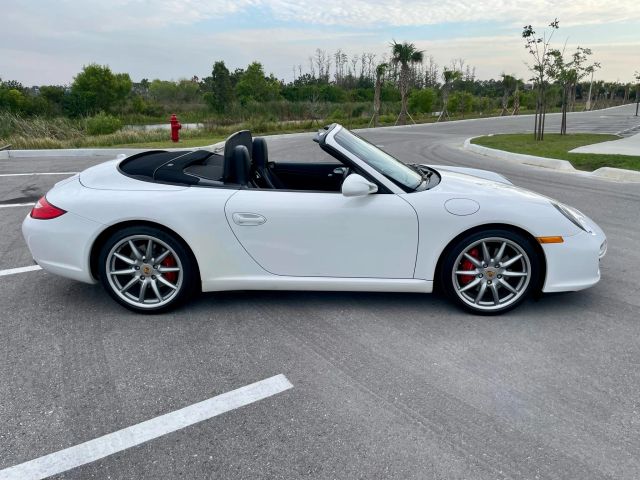 2009 Porsche 911 - Image 62