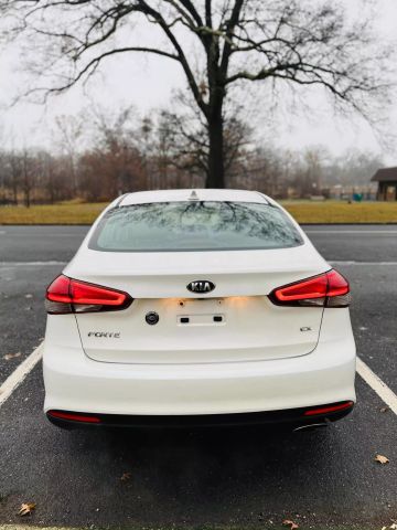 2017 Kia Forte Ex Sedan 4d - Image 10