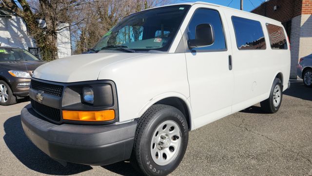 2011 Chevrolet Express 1500 Cargo - Image 3