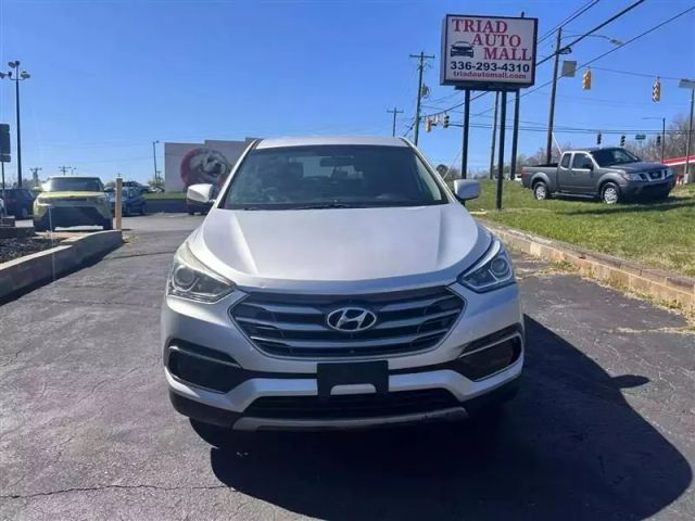 2017 Hyundai Santa Fe Sport - Image 3