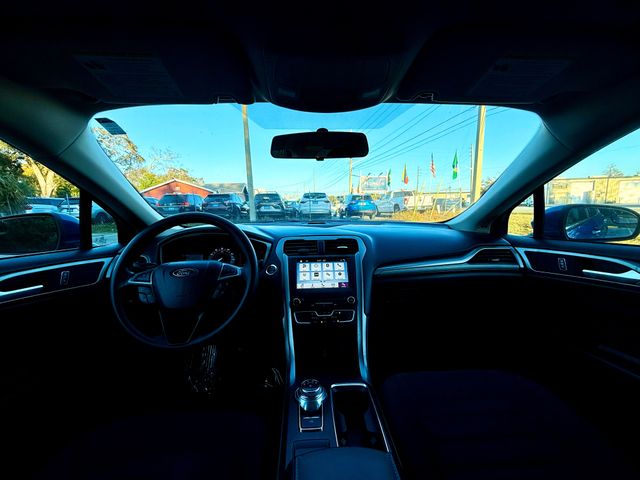 2018 Ford Fusion - Image 13