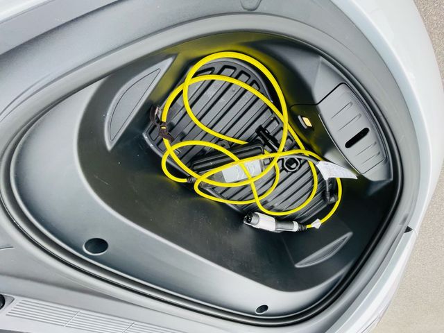 2020 Tesla Model 3 - Image 13