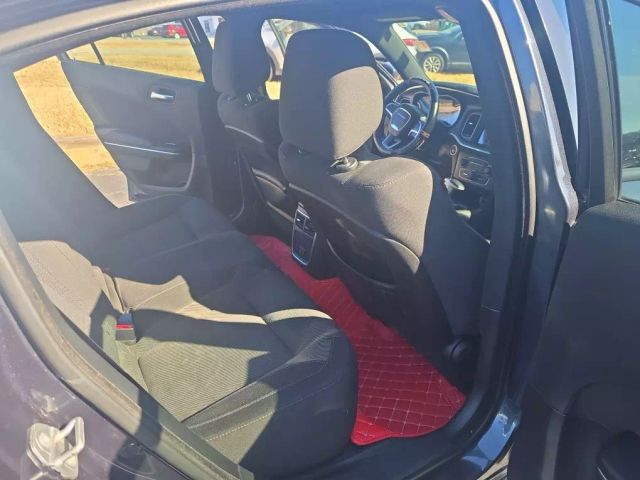2018 Dodge Charger - Image 17