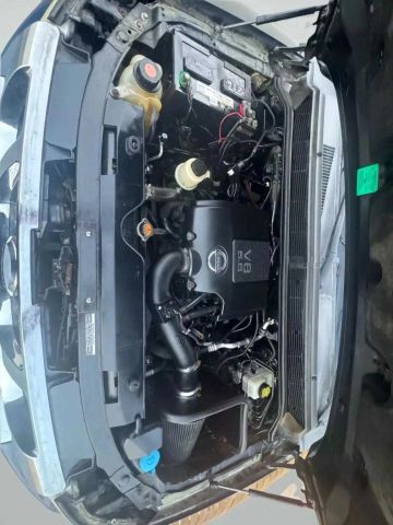 2010 Nissan Titan Crew Cab - Image 30