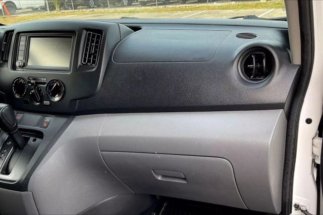 2020 Nissan Nv200 - Image 13