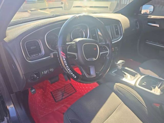 2018 Dodge Charger - Image 11