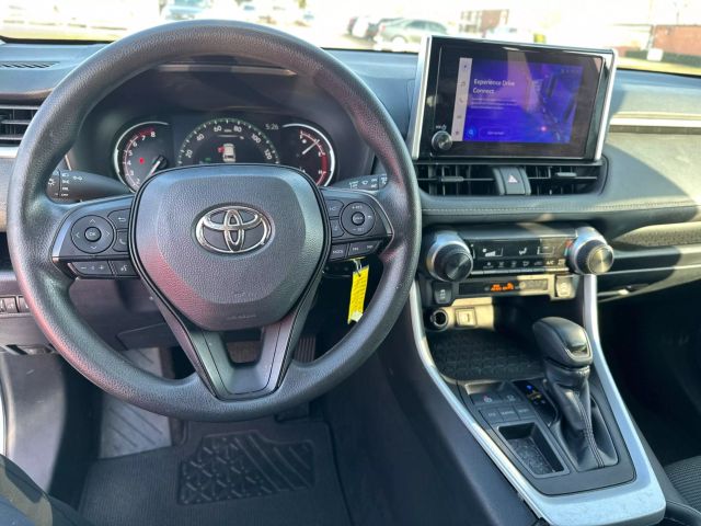 2024 Toyota Rav4 - Image 6