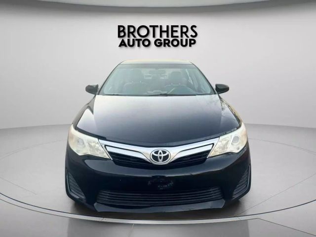 2012 Toyota Camry - Image 3