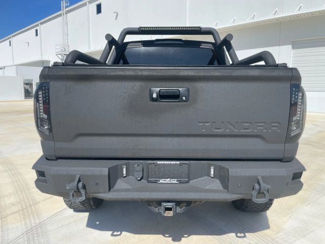 2019 Toyota Tundra Crewmax - Image 25