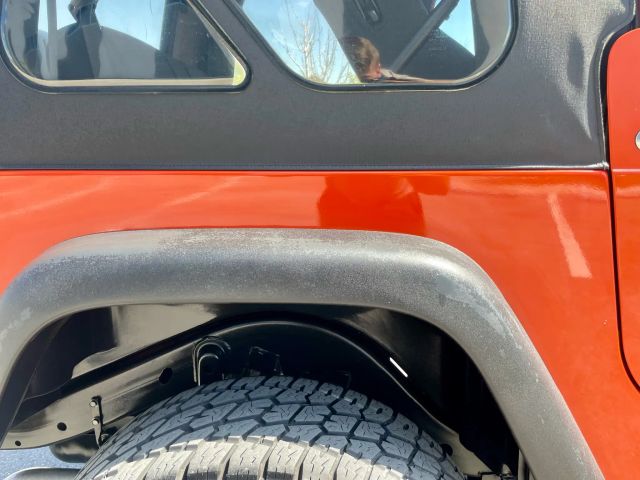 2005 Jeep Wrangler - Image 14