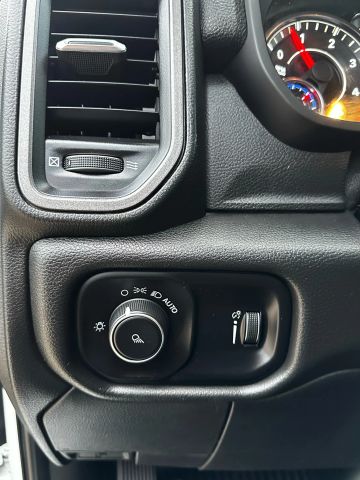 2022 Ram 5500 Crew Cab & Chassis - Image 18