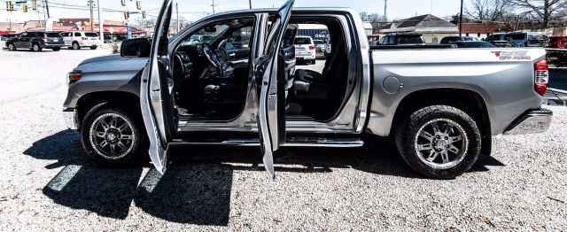 2018 TOYOTA TUNDRA CREWMAX PICKUP - AUTOMATIC - Auto Masters of Carolinas