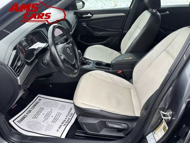 2019 Volkswagen Jetta - Image 7
